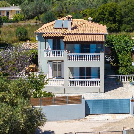 Villa Areti Dhorizáta エクステリア 写真